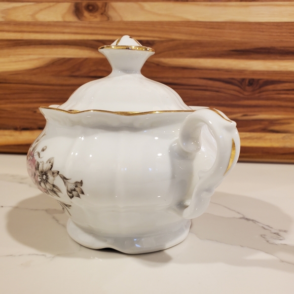 Bohemian China Maria sugar bowl with lid and 2 cups, pink, white, gold - Picture 5 of 16